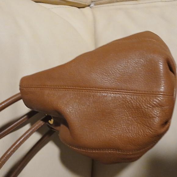 Michael Kors Brown Pebble Leather Bag. - Picture 4 of 12